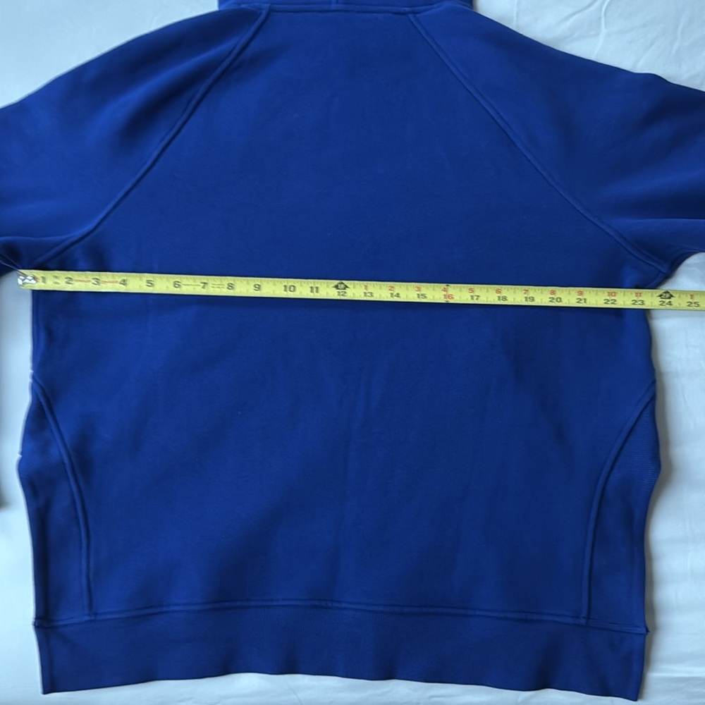 Lululemon Side Slit Hoodie - Picture 4 of 8